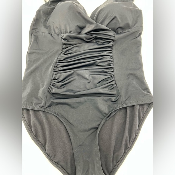 SWIMSUIT For All V-NECK ONE PIECE SWIMSUIT - Picture 5 of 8